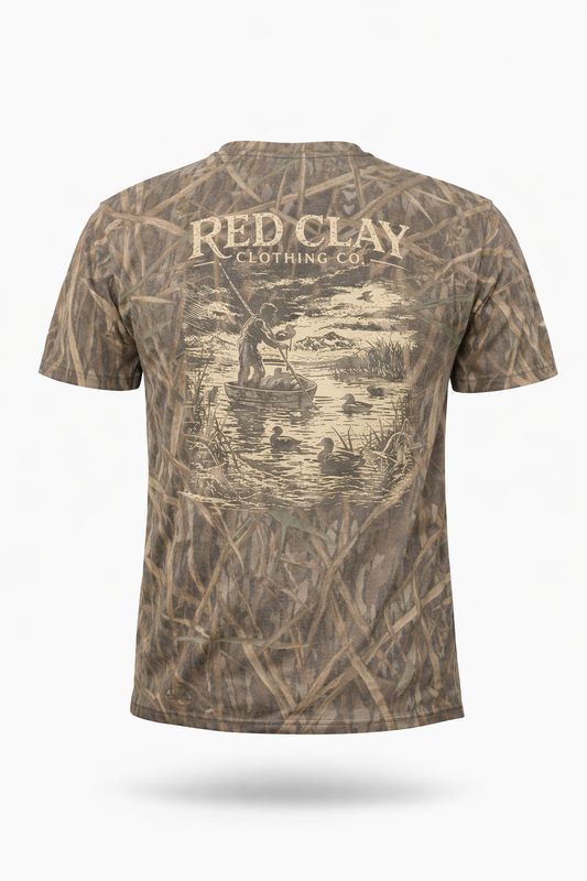 " Setting Decoys" Wildlife Art Collection. Mossy Oak Shadow grass Washed Out Tee